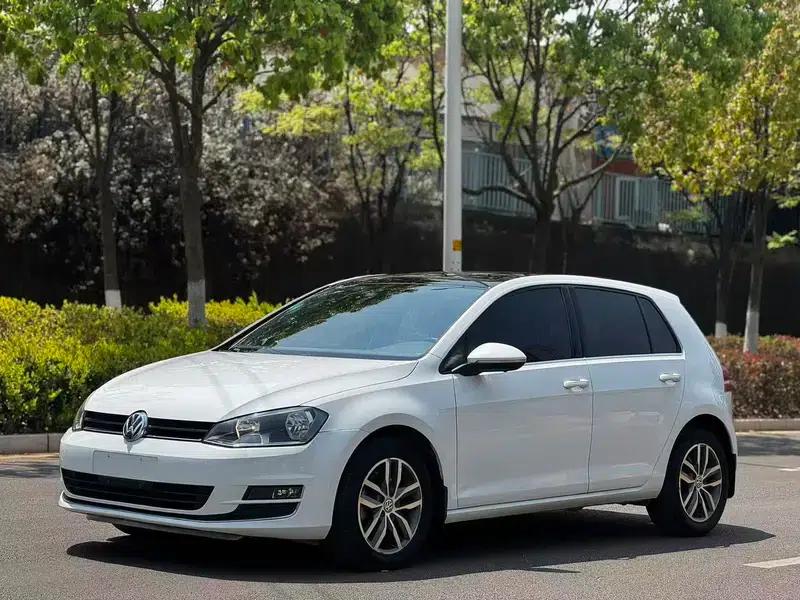 2016 Golf 230TSI Automatic Comfort — миниатюра 1