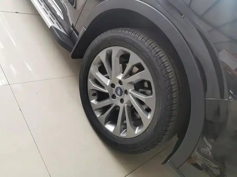 Lingyu 2023 EcoBoost 225 Premium 7-seater (2/2/3 seats) — миниатюра 6