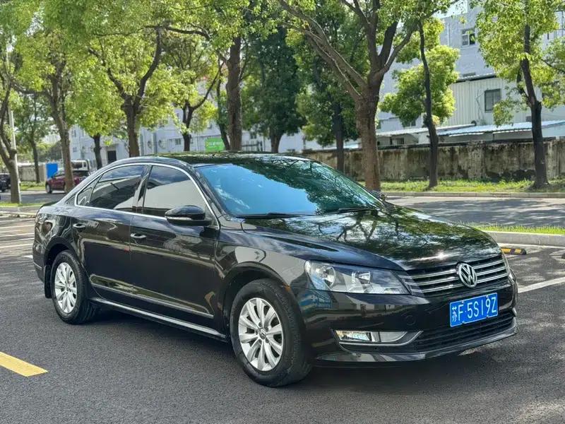 2014 Passat 1.8TSI DSG Premium Edition — миниатюра 3