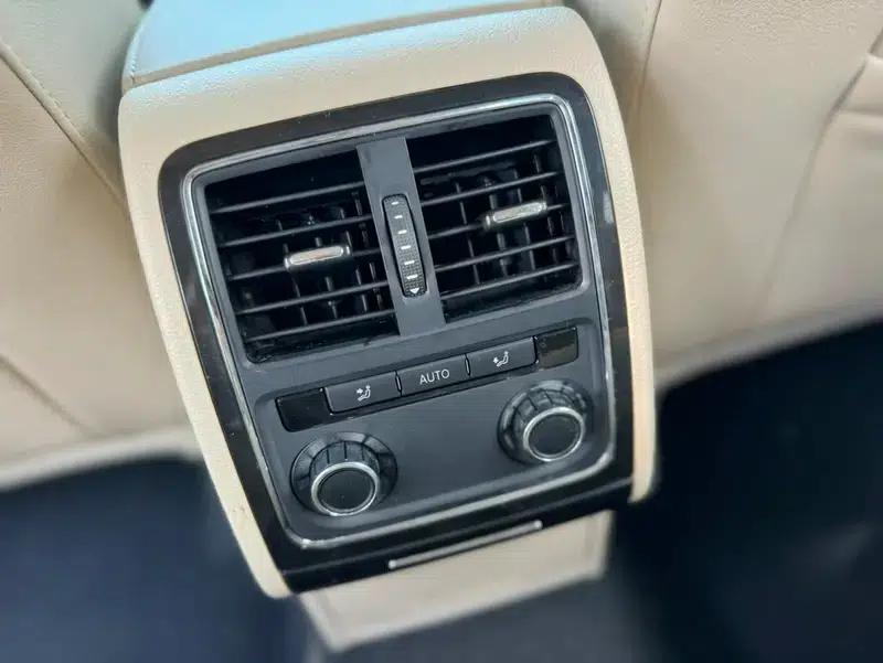 2014 Passat 1.8TSI DSG Premium Edition — миниатюра 8