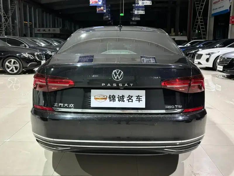 2021 Passat 330TSI Luxury Edition — миниатюра 5