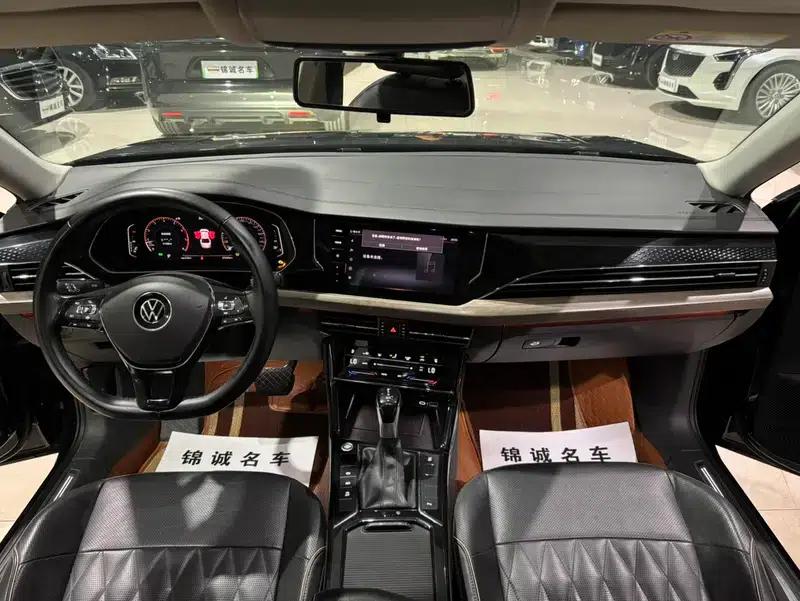 2021 Passat 330TSI Luxury Edition — миниатюра 8