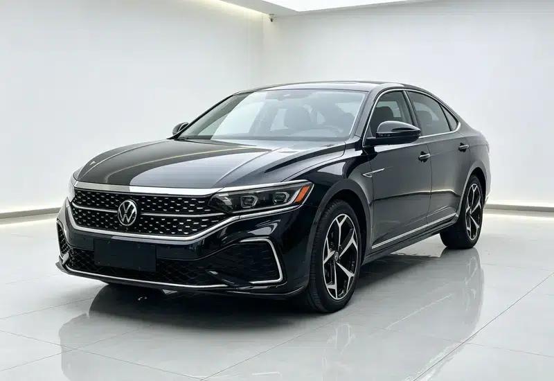 2024 Volkswagen Passat Outstanding Edition 380TSI Starry Sky Dragon Edition — миниатюра 1