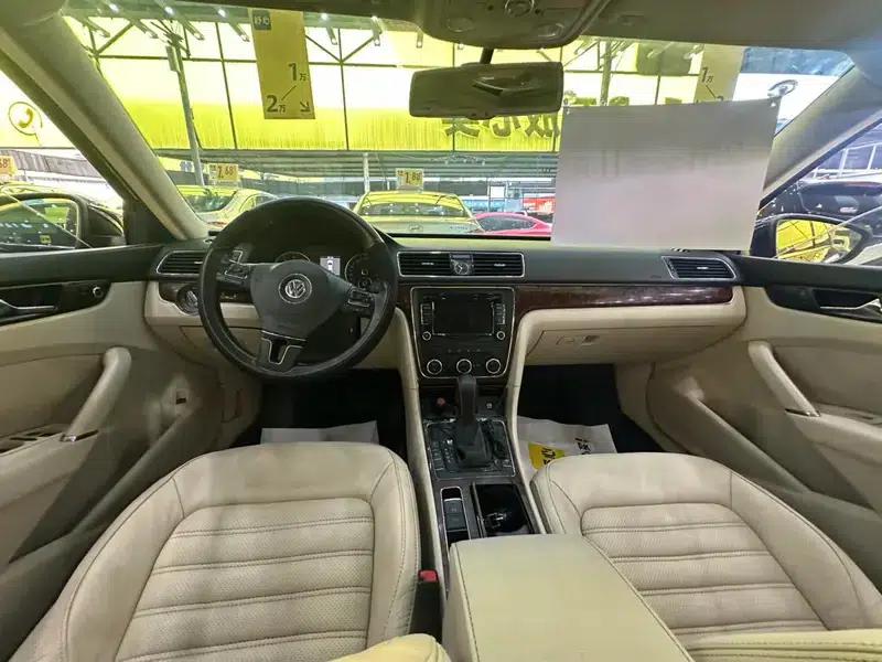 2011 Passat 2.0TSI DSG Royal Edition — миниатюра 6