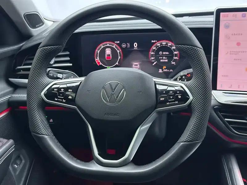 2025 Passat Pro 380TSI Dragon Edition — миниатюра 16