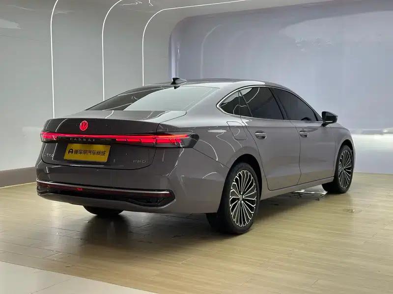 2025 Passat Pro 380TSI Dragon Edition — миниатюра 7