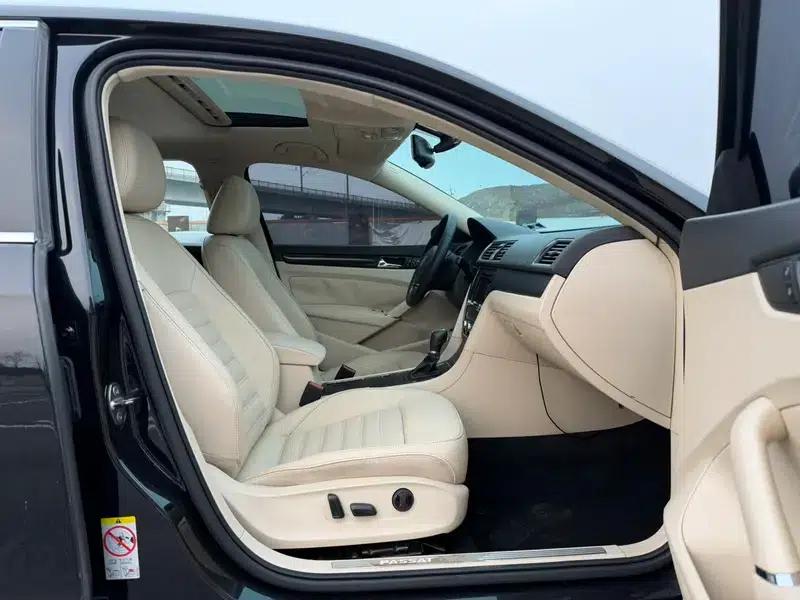 2013 Passat 1.8TSI DSG Royal Edition — миниатюра 20