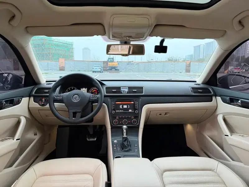 2013 Passat 1.8TSI DSG Royal Edition — миниатюра 10
