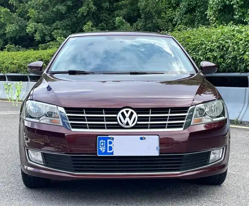 2013 Volkswagen Lavida Facelift 1.4TSI DSG Comfort Edition — миниатюра 2