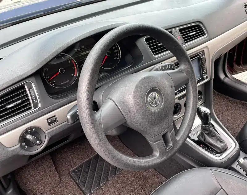 2013 Volkswagen Lavida Facelift 1.4TSI DSG Comfort Edition — миниатюра 14