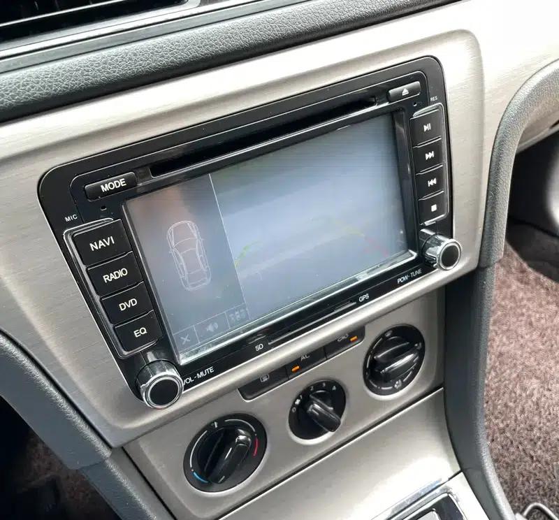 2013 Volkswagen Lavida Facelift 1.4TSI DSG Comfort Edition — миниатюра 9