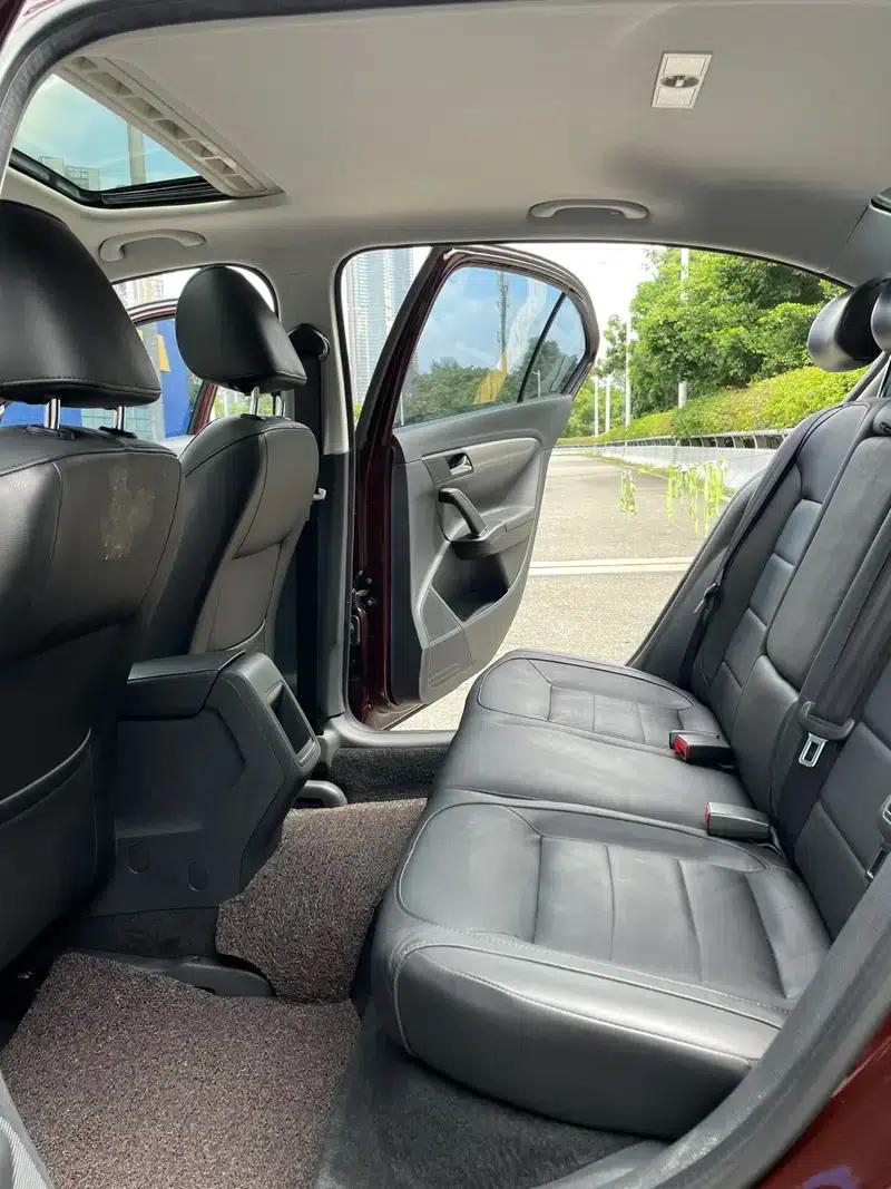 2013 Volkswagen Lavida Facelift 1.4TSI DSG Comfort Edition — миниатюра 10