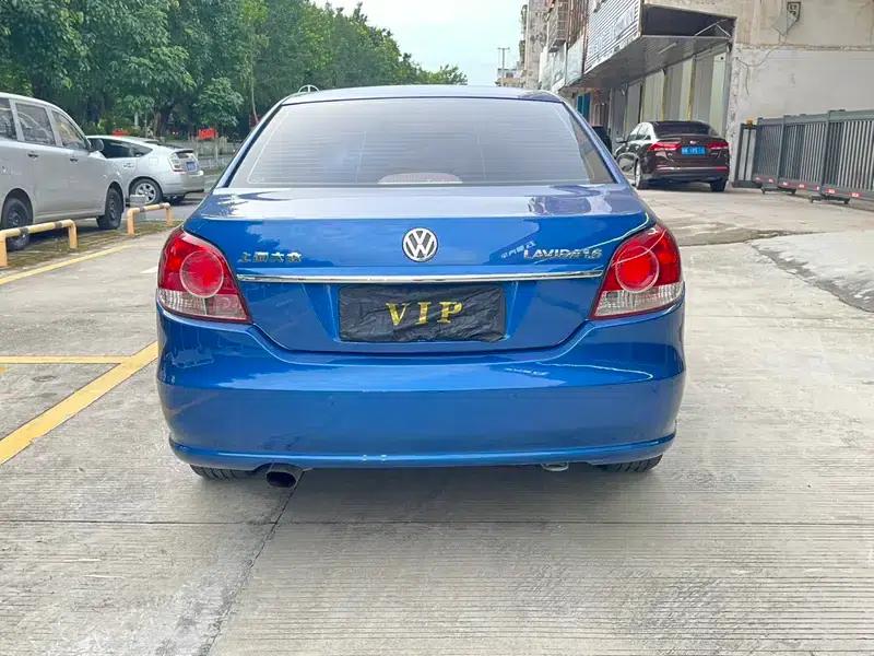 2011 Volkswagen Lavida 1.6L Automatic Premium Edition — миниатюра 5