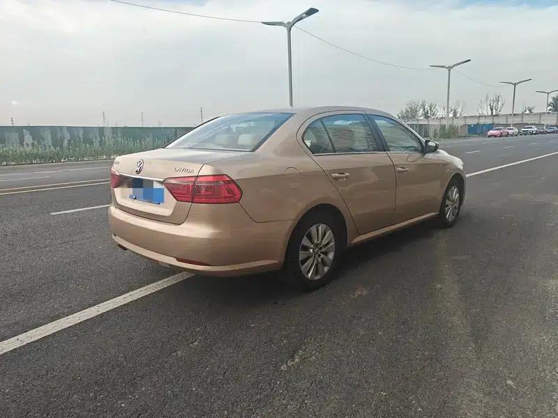 2013 Volkswagen Lavida 1.4TSI Manual Comfort Edition — миниатюра 6