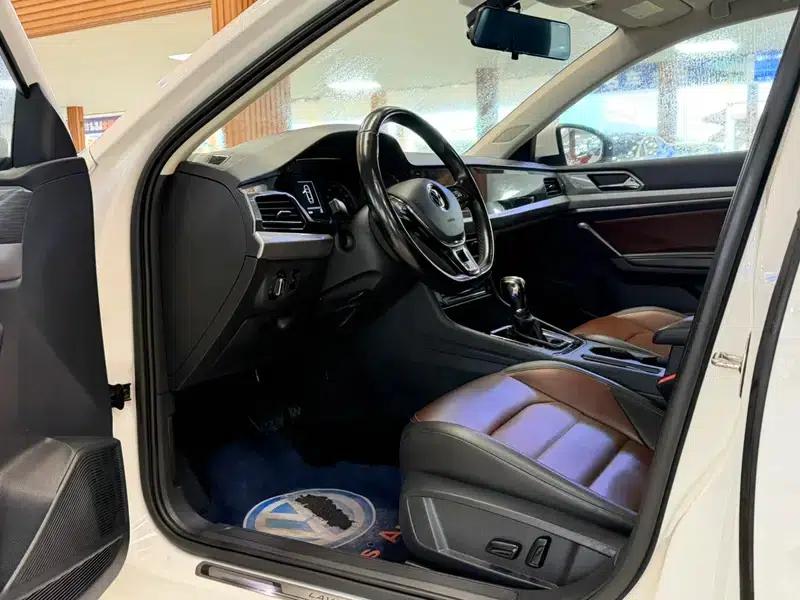 2021 Volkswagen Lavida 280TSI DSG Luxury Edition — миниатюра 14