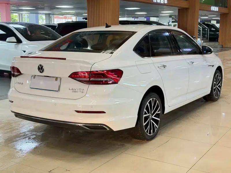 2021 Volkswagen Lavida 280TSI DSG Luxury Edition — миниатюра 6