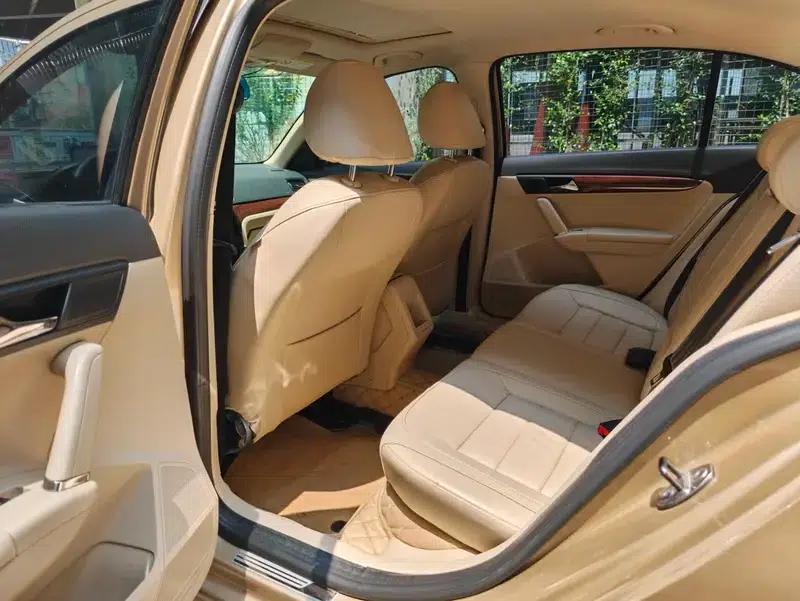 2013 Volkswagen Lavida 1.6L Automatic Comfort Edition — миниатюра 11