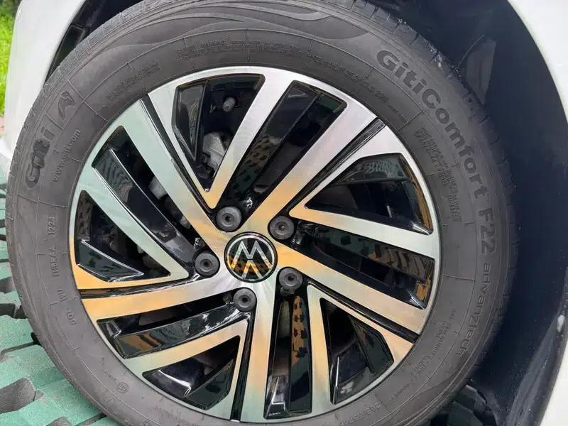 2024 Volkswagen Lavida 300TSI DSG Full Comfort Edition — миниатюра 11
