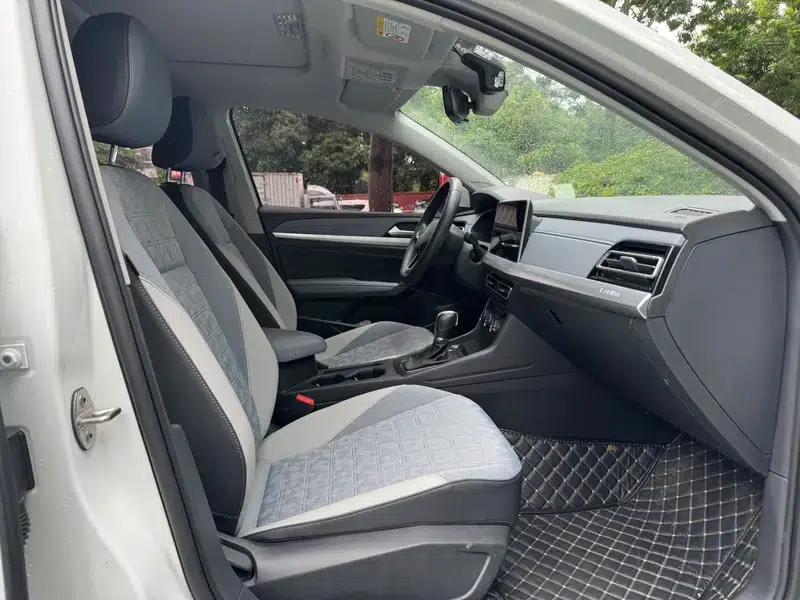 2024 Volkswagen Lavida 300TSI DSG Full Comfort Edition — миниатюра 18