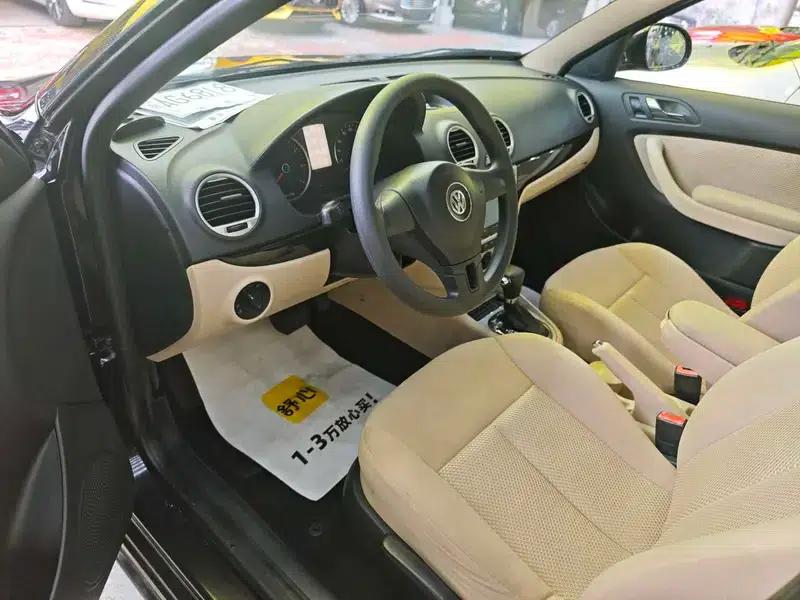 2011 Volkswagen Lavida 1.6L Automatic Premium Edition — миниатюра 9