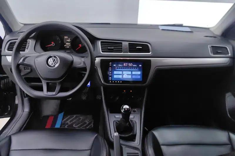 2017 Volkswagen Lavida 1.6L Manual Fashion Edition — миниатюра 11