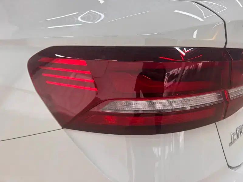 2023 Volkswagen Lavida 300TSI DSG Starry Sky Edition — миниатюра 13