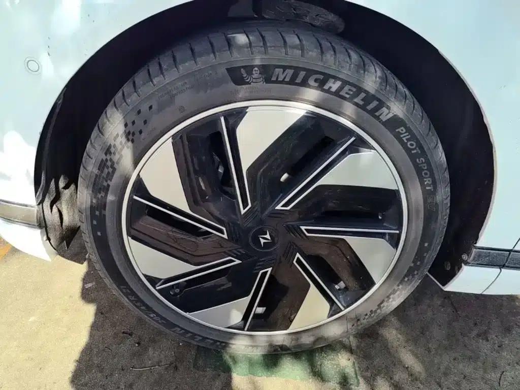 eπ008 2025 Model 210Ultra Extended Range Version 5-Seater — миниатюра 23