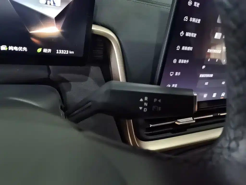 eπ008 2025 210Max Extended Range Version 5-Seater — миниатюра 14