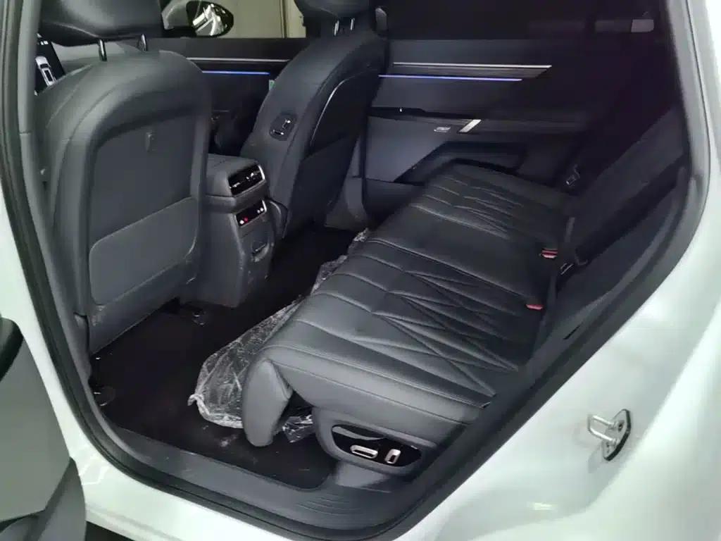 eπ008 2025 210Max Extended Range Version 5-Seater — миниатюра 17