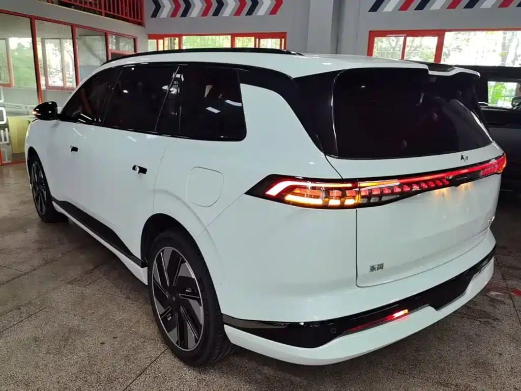 eπ008 2025 210Max Extended Range Version 5-Seater — миниатюра 5