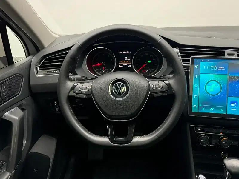 Tiguan L 2021 330TSI Automatic 2WD Smart Edition — миниатюра 16