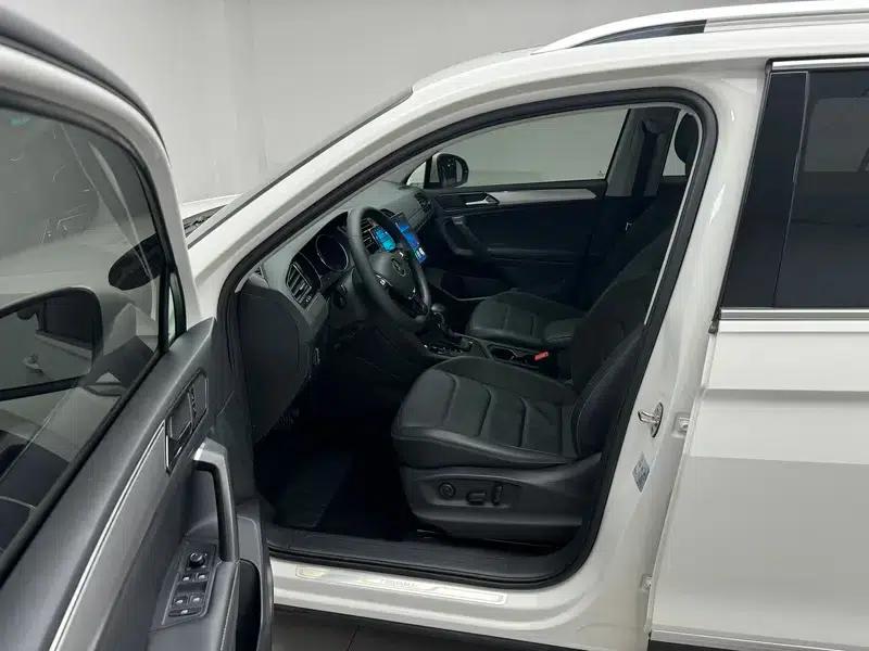 Tiguan L 2021 330TSI Automatic 2WD Smart Edition — миниатюра 17