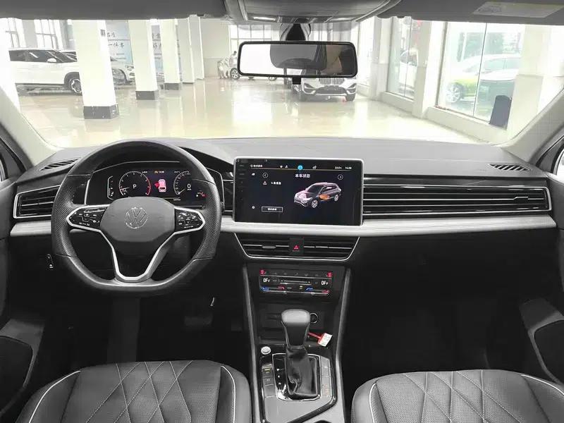Tiguan L 2023 280TSI Trendy Limited Edition — миниатюра 14