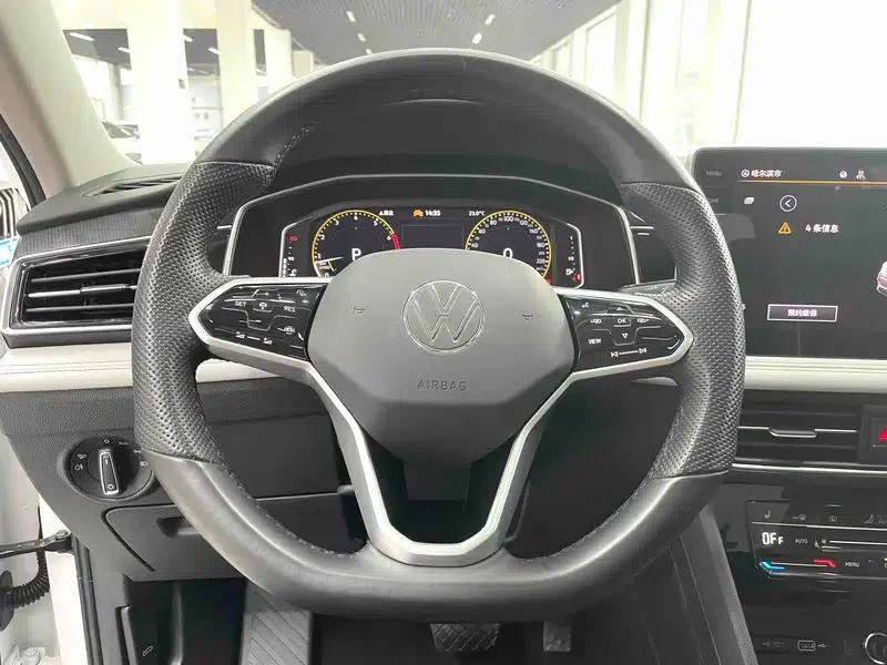 Tiguan L 2023 280TSI Trendy Limited Edition — миниатюра 16