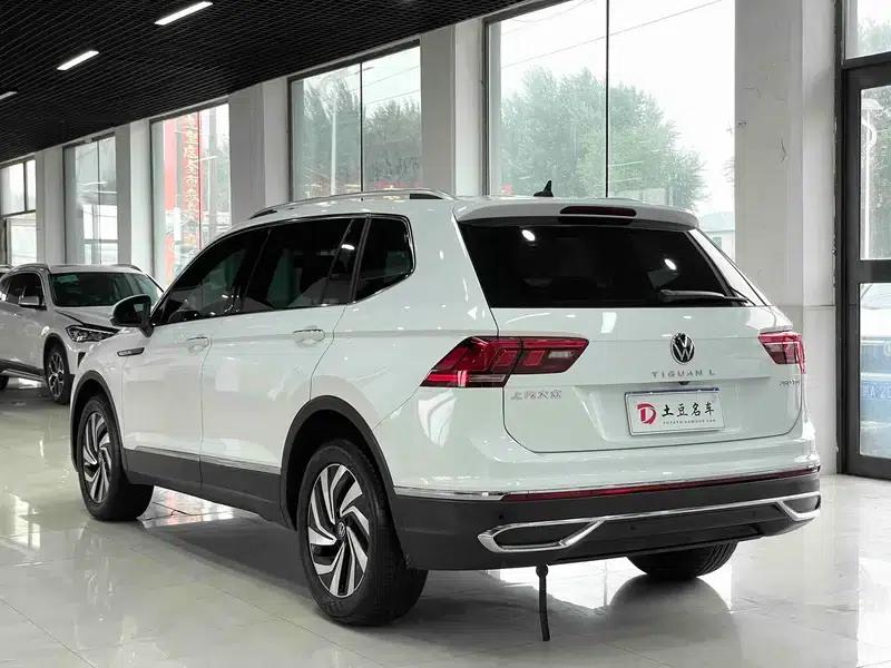Tiguan L 2023 280TSI Trendy Limited Edition — миниатюра 4