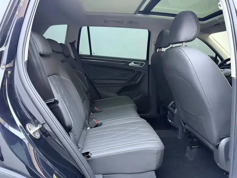 Tiguan L 2023 280TSI Trendy Limited Edition — миниатюра 10