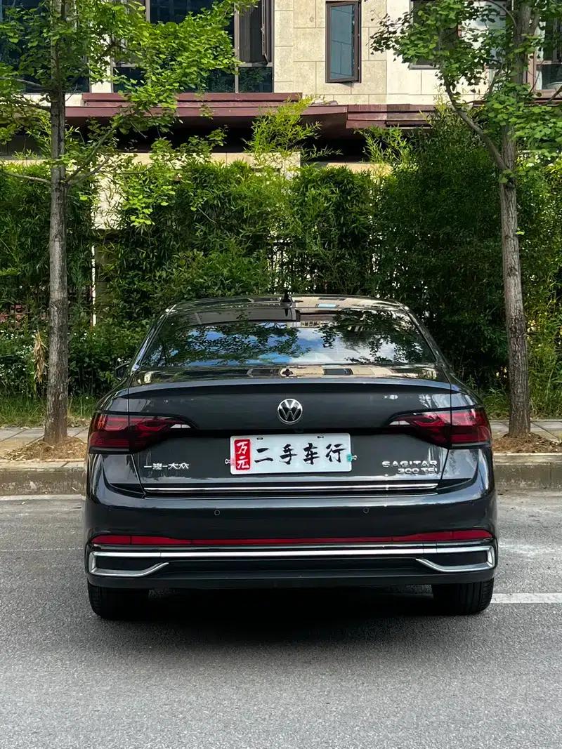 2024 Volkswagen Sagitar 300TSI DSG Excellence Edition — миниатюра 5