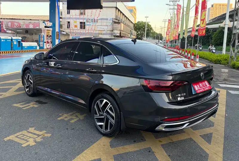 2023 Volkswagen Sagitar 300TSI DSG Super Edition — миниатюра 4