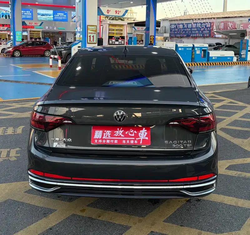 2023 Volkswagen Sagitar 300TSI DSG Super Edition — миниатюра 5