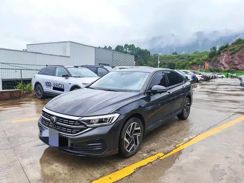 2023 Volkswagen Sagitar 300TSI DSG Super Edition — миниатюра 1