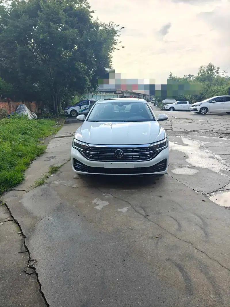 2023 Volkswagen Sagitar 200TSI DSG Flying Edition — миниатюра 2