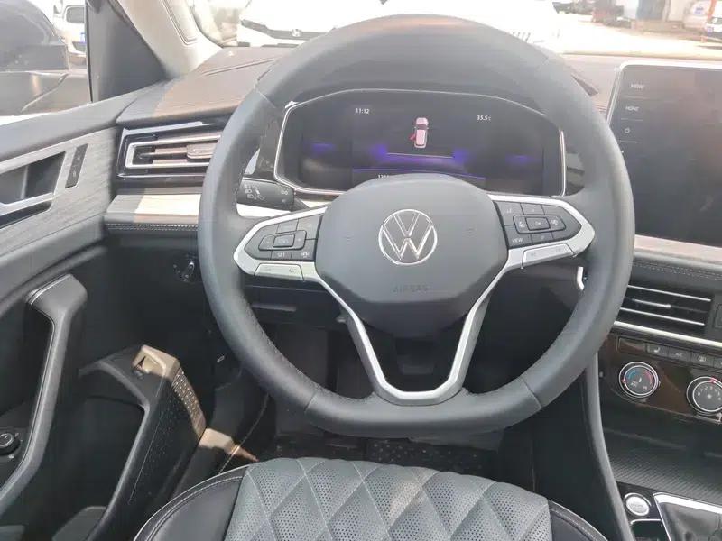 2023 Volkswagen Sagitar 300TSI DSG Excellence Edition — миниатюра 11