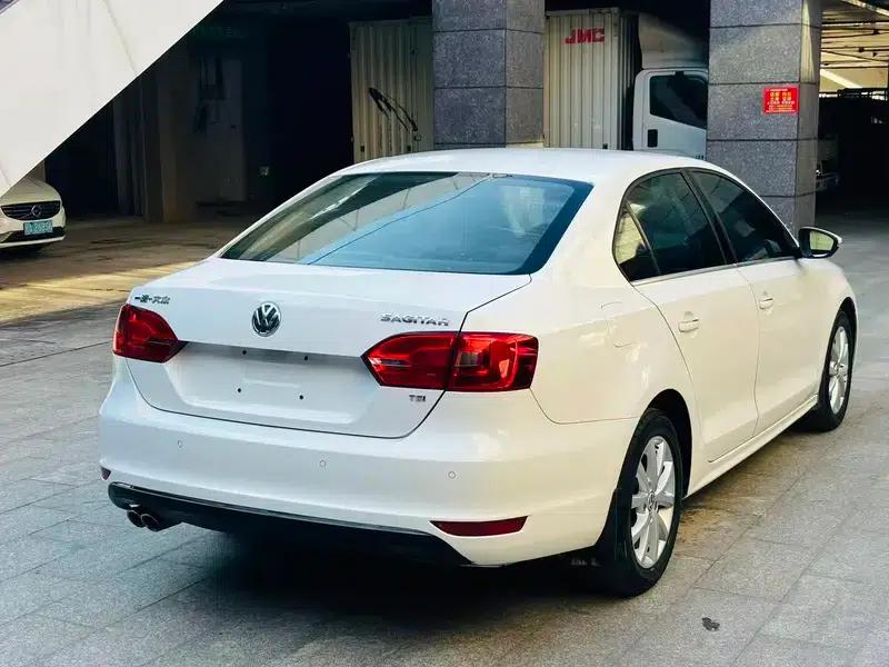 2012 Volkswagen Sagitar 1.4TSI Automatic Luxury — миниатюра 5