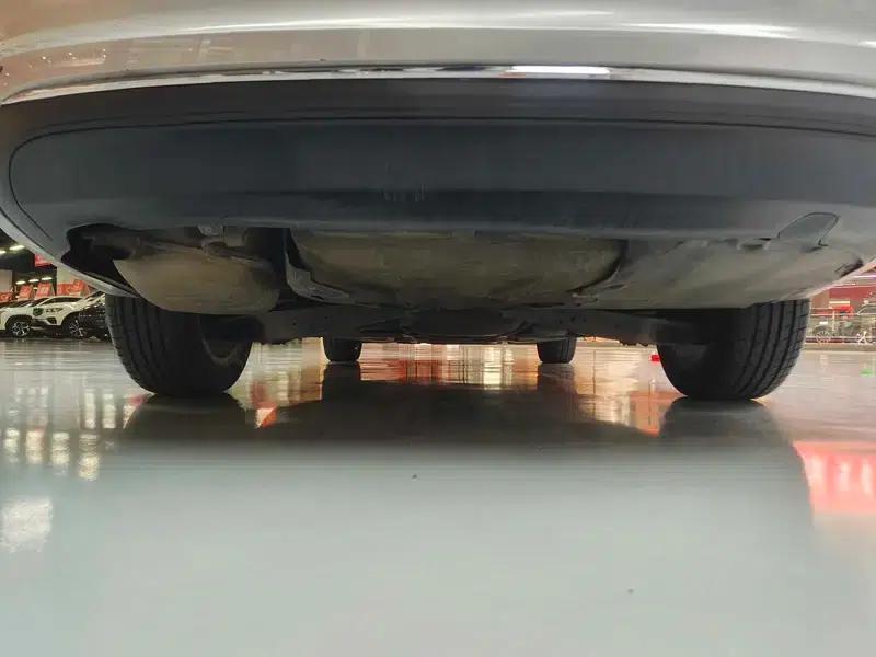 2014 Volkswagen Sagitar Facelift 1.6L Automatic Leading Edition — миниатюра 13
