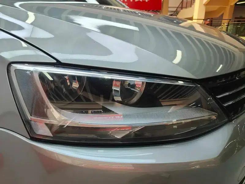 2014 Volkswagen Sagitar Facelift 1.6L Automatic Leading Edition — миниатюра 16