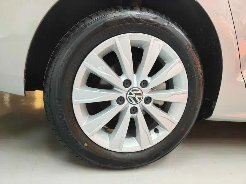 2014 Volkswagen Sagitar Facelift 1.6L Automatic Leading Edition — миниатюра 26