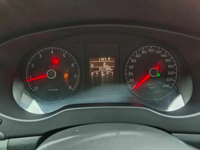 2014 Volkswagen Sagitar Facelift 1.6L Automatic Leading Edition — миниатюра 29