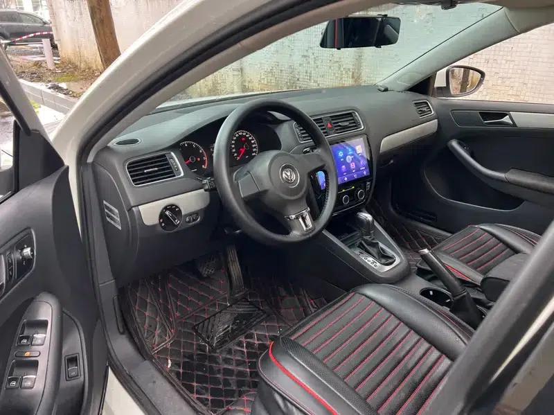 2012 Volkswagen Sagitar 1.6L Automatic Comfort Model — миниатюра 12