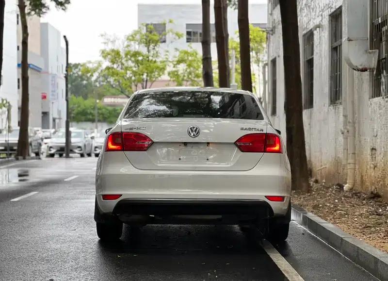 2012 Volkswagen Sagitar 1.6L Automatic Comfort Model — миниатюра 5