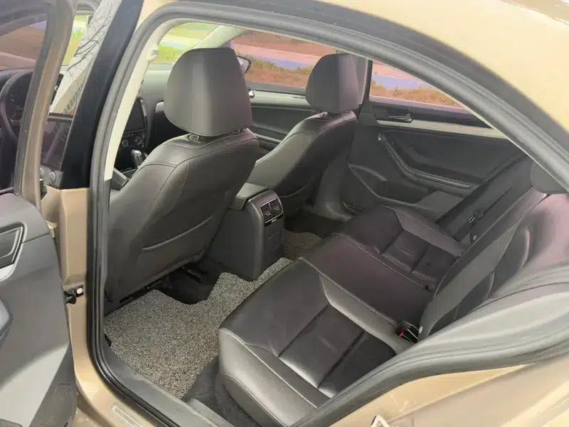 2017 Volkswagen Sagitar 230TSI Automatic Comfort Edition — миниатюра 16